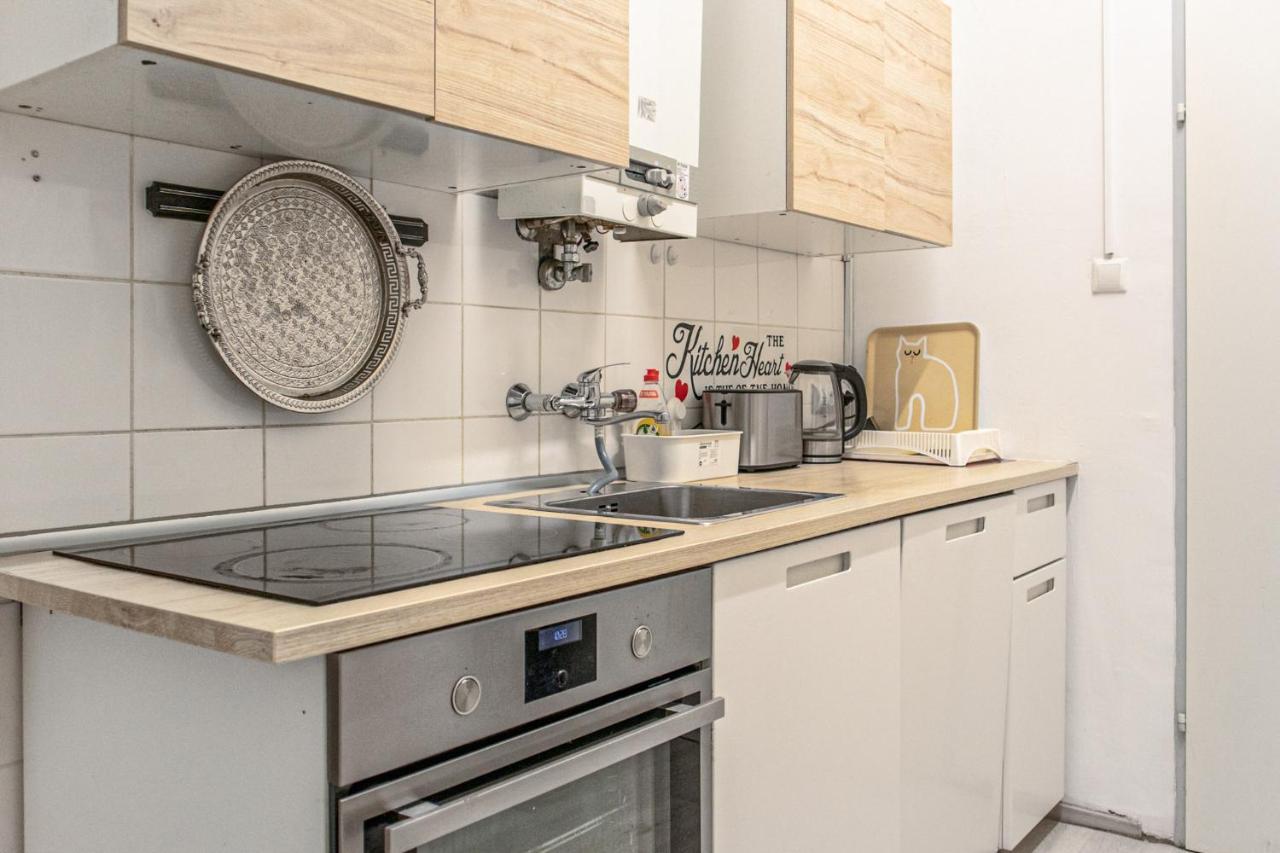 וינה Joyful 2Br Apt. @ Millenium Tower And The Danube מראה חיצוני תמונה