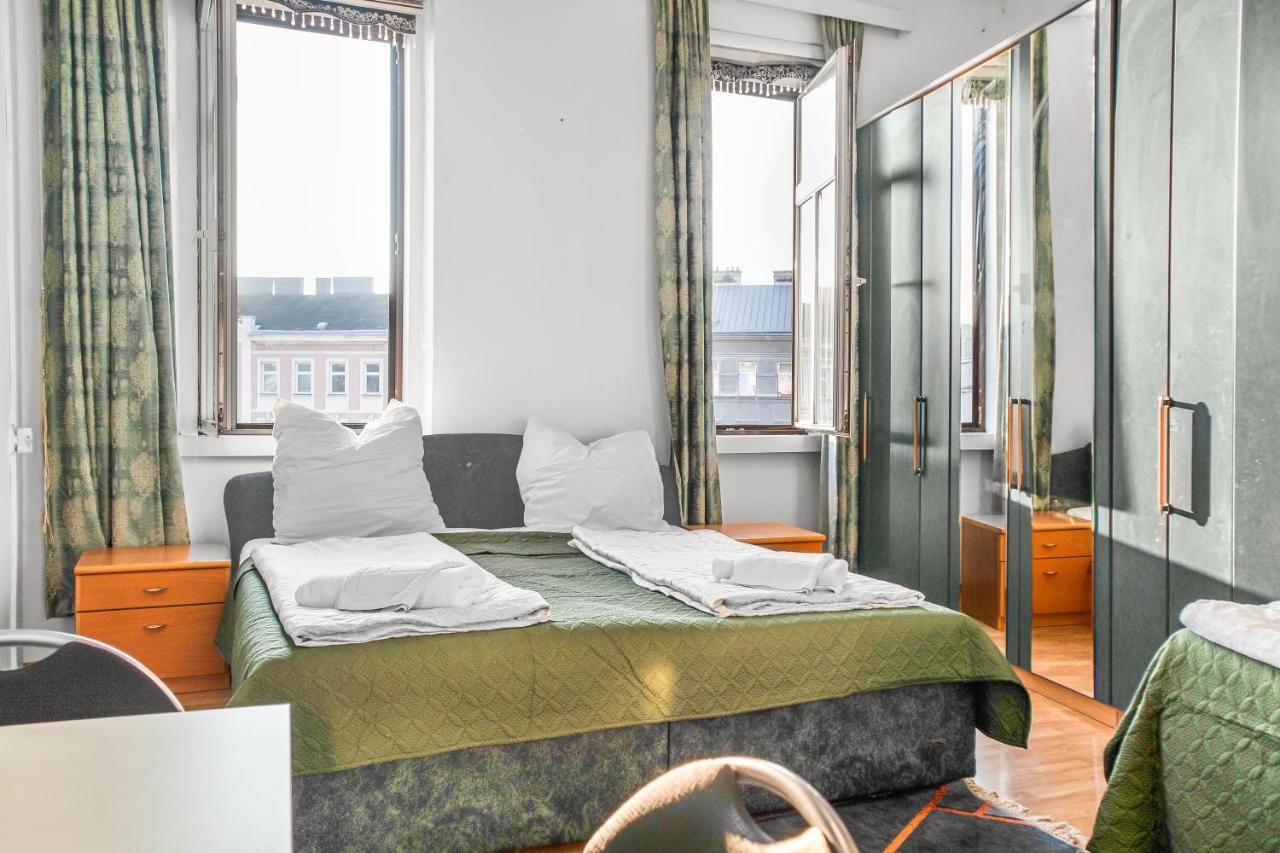 וינה Joyful 2Br Apt. @ Millenium Tower And The Danube מראה חיצוני תמונה