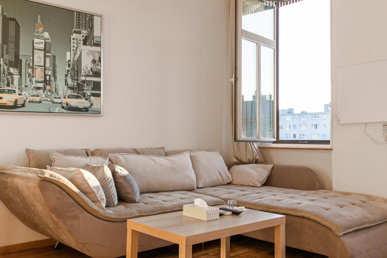 וינה Joyful 2Br Apt. @ Millenium Tower And The Danube מראה חיצוני תמונה