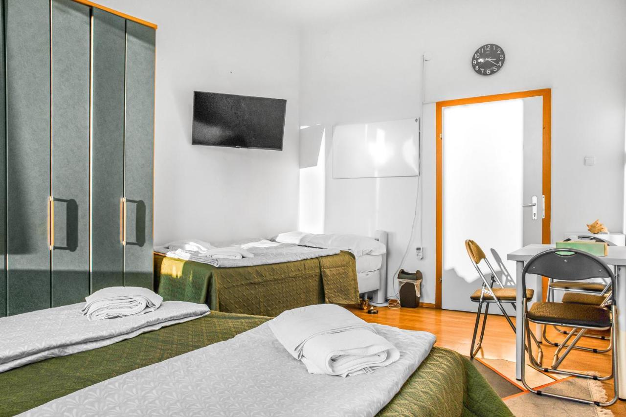 וינה Joyful 2Br Apt. @ Millenium Tower And The Danube מראה חיצוני תמונה